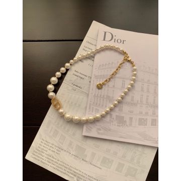 Copy Dior 30 Montaigne Collection Ladies Gold Finish Metal CD Charm White Resin Pearls Choker Hot Selling Style N1116MTGRS_D301