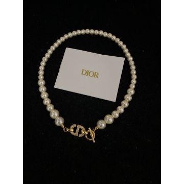 Replica Dior 30 Montaigne White Resin Size Arrangement Pearl Diamond CD Charm Toggle Clasps Women'S Choker Cheapest Jewelry