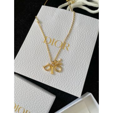 Fake Dio(R)Evolution Collection White Resin Pearl Embellished Brand Logo Letter Pendant Women Gold Chain Necklace N1680DVORS_D301