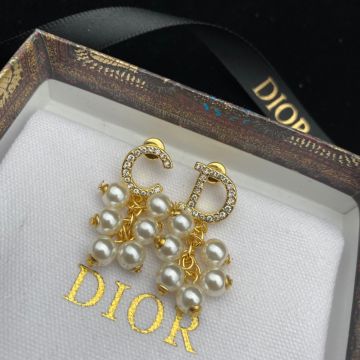 Imitation Dior Tribales Asymmetrical Diamond CD Letter Design Grape Bunch Shape Pearl Pendant Cute Earrings For Female Good Review Product