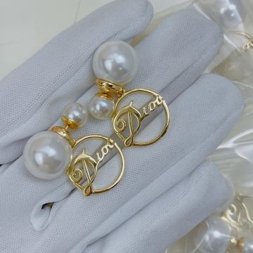 Replic Dior Tribales Women'S Double Layer Resin Pearl Gold Hoop Logo Letter Spelling Pendant Elegant Earrings Low Price Jewelry 