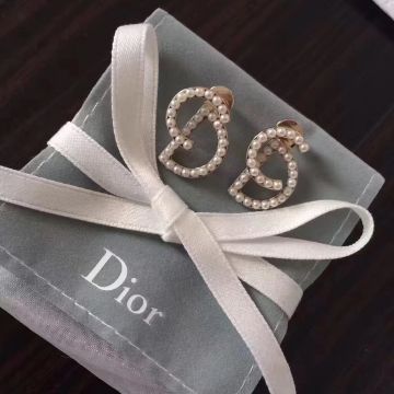 Fake Dior Tribales Sterling Silver Pearls Embellished Classic CD Letters Women Earrings 2022 New Fashion Designs